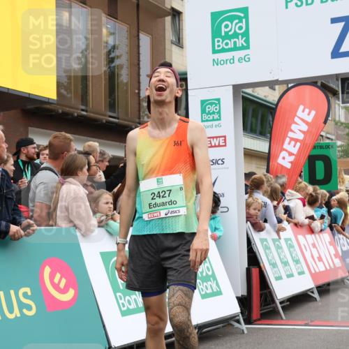 21.09.2025 - PSD Bank Halbmarathon Strokosch-Dieckow http://msf.ph/oto/8919845 21.09.2025 11:53:24 Ziel 1079, 1297, 2219, 2254, 2374, 2427, 2459, 2515, 2813, 2871 meine-sportfotos.de