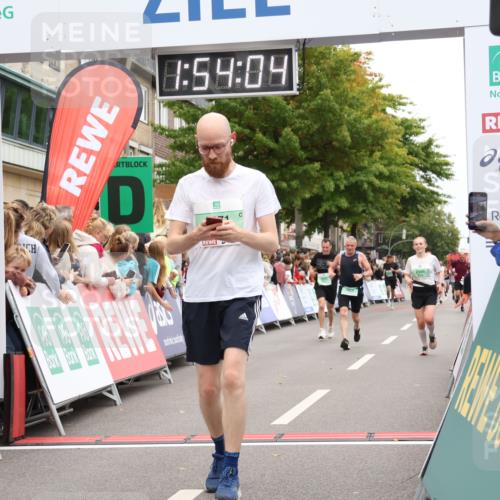 21.09.2025 - PSD Bank Halbmarathon Strokosch-Dieckow http://msf.ph/oto/8919861 21.09.2025 11:53:27 Ziel 1079, 2219, 2427, 2588, 2813, 2871, 3919 meine-sportfotos.de