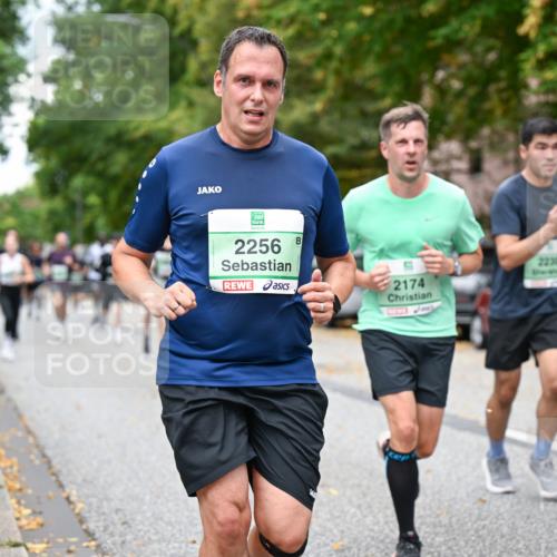 21.09.2025 - PSD Bank Halbmarathon Dr. Thomas Lammeyer http://msf.ph/oto/8919970 21.09.2025 10:38:37 Laufen 2256, 2174, 2230 meine-sportfotos.de