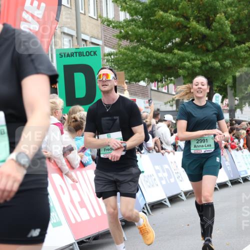 21.09.2025 - PSD Bank Halbmarathon Strokosch-Dieckow http://msf.ph/oto/8919981 21.09.2025 11:53:53 Ziel 1396, 1572, 1752, 2199, 2401, 2537, 2545, 2687, 2805, 2991, 3997 meine-sportfotos.de