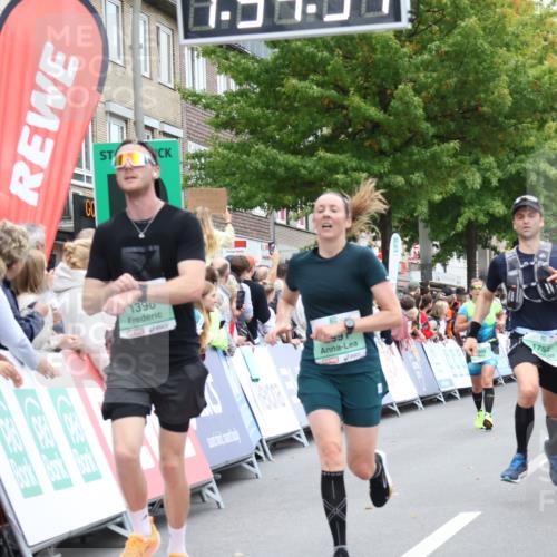 21.09.2025 - PSD Bank Halbmarathon Strokosch-Dieckow http://msf.ph/oto/8919987 21.09.2025 11:53:54 Ziel 1396, 1572, 1752, 2304, 2401, 2537, 2545, 2805, 2991, 3997 meine-sportfotos.de