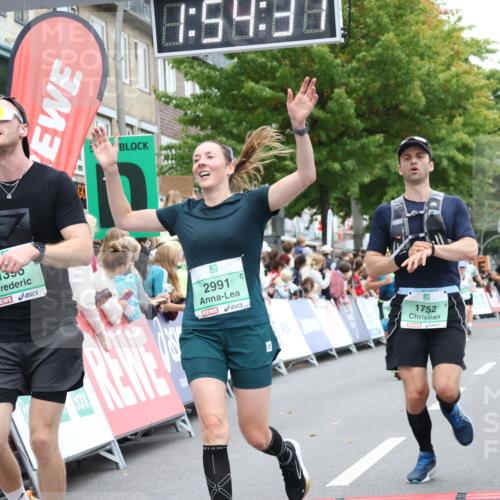 21.09.2025 - PSD Bank Halbmarathon Strokosch-Dieckow http://msf.ph/oto/8919999 21.09.2025 11:53:55 Ziel 1396, 1572, 1752, 2304, 2545, 2805, 2991, 3997 meine-sportfotos.de