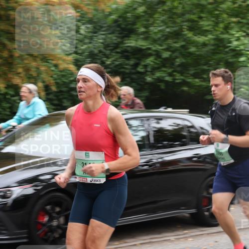 21.09.2025 - PSD Bank Halbmarathon Luisa Fischer http://msf.ph/oto/8920079 21.09.2025 12:01:58 Laufen  meine-sportfotos.de
