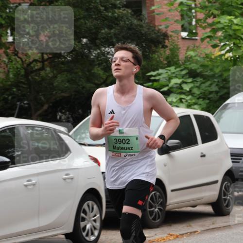 21.09.2025 - PSD Bank Halbmarathon Luisa Fischer http://msf.ph/oto/8920117 21.09.2025 12:02:15 Laufen 3902 meine-sportfotos.de