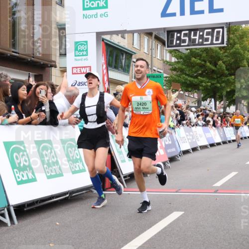 21.09.2025 - PSD Bank Halbmarathon Strokosch-Dieckow http://msf.ph/oto/8920163 21.09.2025 11:54:13 Ziel 2144, 2420, 2505, 2736, 2848, 2863, 3938 meine-sportfotos.de