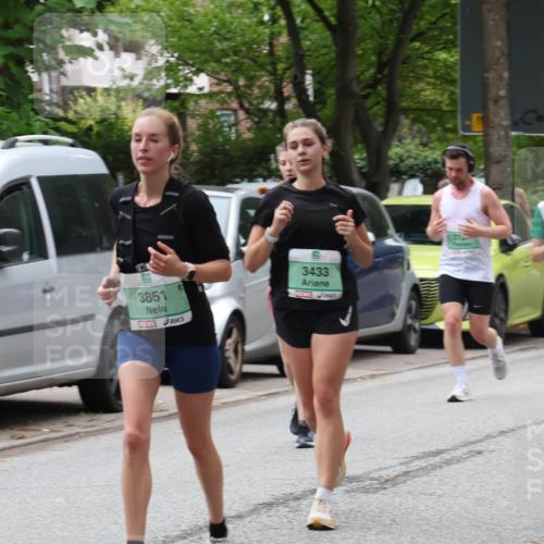21.09.2025 - PSD Bank Halbmarathon Luisa Fischer http://msf.ph/oto/8920164 21.09.2025 12:02:29 Laufen 3433, 3851, 3530 meine-sportfotos.de