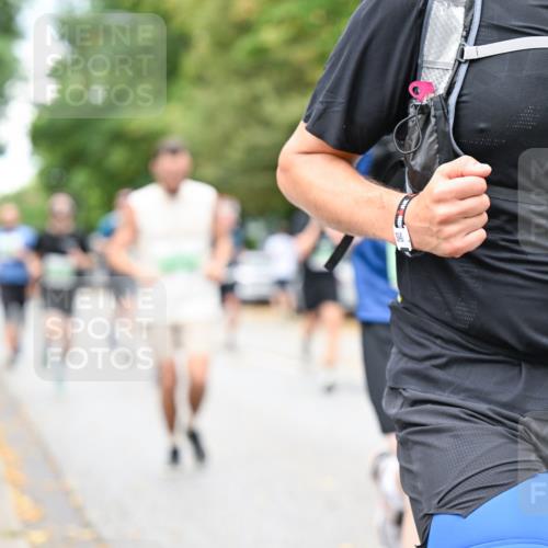 21.09.2025 - PSD Bank Halbmarathon Dr. Thomas Lammeyer http://msf.ph/oto/8920257 21.09.2025 10:38:53 Laufen 12 meine-sportfotos.de