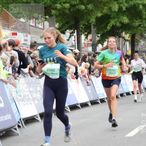 21.09.2025 - PSD Bank Halbmarathon Strokosch-Dieckow http://msf.ph/oto/8920298 21.09.2025 11:54:32 Ziel 1633, 1731, 2300, 2318, 2320, 2562, 3944 meine-sportfotos.de