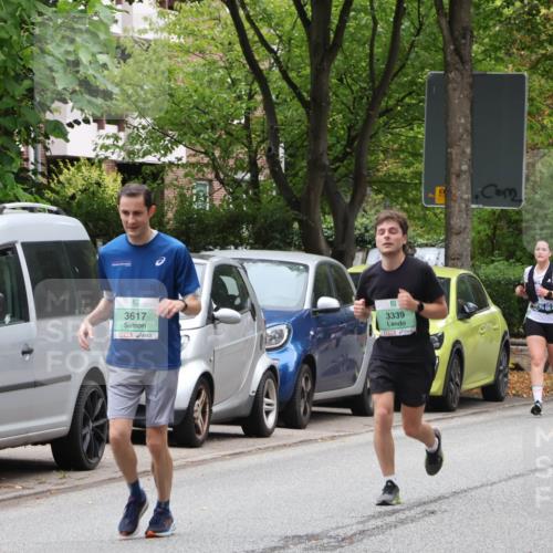 21.09.2025 - PSD Bank Halbmarathon Luisa Fischer http://msf.ph/oto/8920310 21.09.2025 12:03:09 Laufen 4051, 2873, 3617, 3339 meine-sportfotos.de