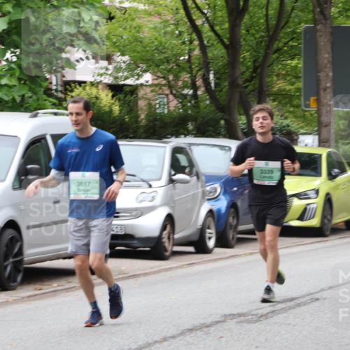 21.09.2025 - PSD Bank Halbmarathon Luisa Fischer http://msf.ph/oto/8920312 21.09.2025 12:03:09 Laufen 3339, 4057, 3817 meine-sportfotos.de