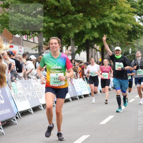 21.09.2025 - PSD Bank Halbmarathon Strokosch-Dieckow http://msf.ph/oto/8920315 21.09.2025 11:54:33 Ziel 1633, 1731, 2300, 2318, 2320, 2408, 2562, 2997, 3892, 3944 meine-sportfotos.de