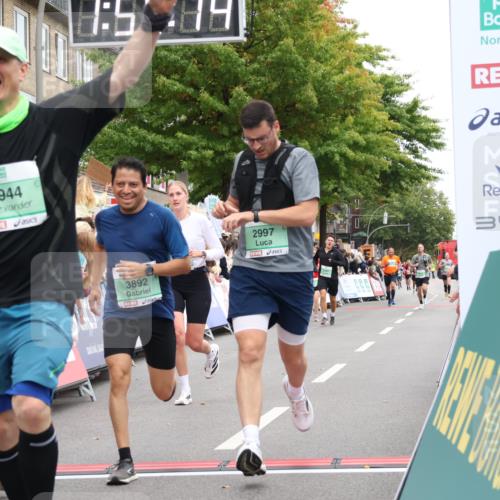 21.09.2025 - PSD Bank Halbmarathon Strokosch-Dieckow http://msf.ph/oto/8920353 21.09.2025 11:54:37 Ziel 1731, 2320, 2408, 2562, 2583, 2770, 2997, 3892, 3944 meine-sportfotos.de