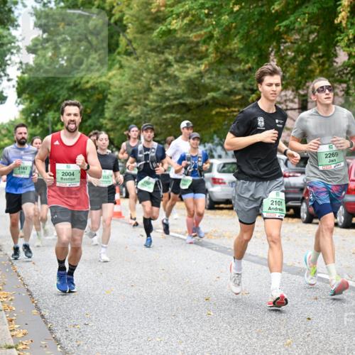21.09.2025 - PSD Bank Halbmarathon Dr. Thomas Lammeyer http://msf.ph/oto/8920377 21.09.2025 10:39:05 Laufen 2163, 9, 2004, 555, 2101, 2269, 1 meine-sportfotos.de