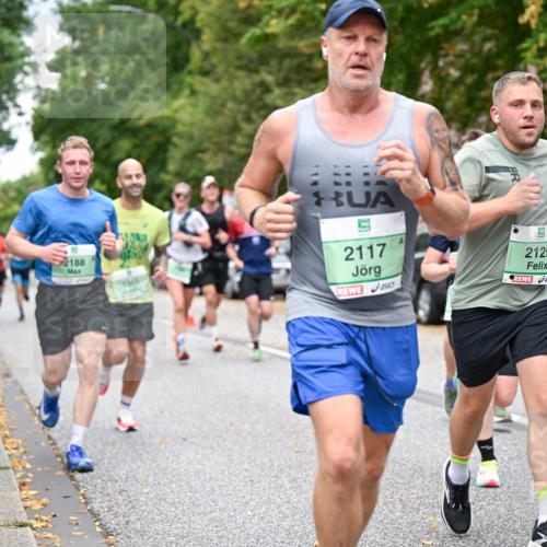 21.09.2025 - PSD Bank Halbmarathon Dr. Thomas Lammeyer http://msf.ph/oto/8920427 21.09.2025 10:39:11 Laufen 2188, 2117, 2129 meine-sportfotos.de