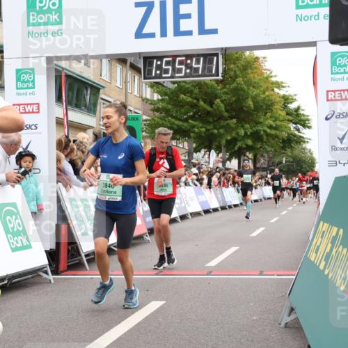 21.09.2025 - PSD Bank Halbmarathon Strokosch-Dieckow http://msf.ph/oto/8920462 21.09.2025 11:55:04 Ziel 1564, 1569, 2091, 2160, 2364, 2485, 2866, 3840, 4047 meine-sportfotos.de