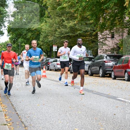 21.09.2025 - PSD Bank Halbmarathon Dr. Thomas Lammeyer http://msf.ph/oto/8920471 21.09.2025 10:39:16 Laufen 2053, 1529, 1992, 2112 meine-sportfotos.de