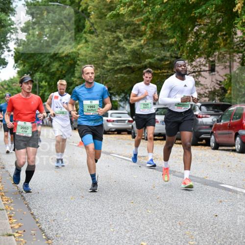 21.09.2025 - PSD Bank Halbmarathon Dr. Thomas Lammeyer http://msf.ph/oto/8920479 21.09.2025 10:39:17 Laufen 2053, 1415, 1992, 1529, 4915 meine-sportfotos.de