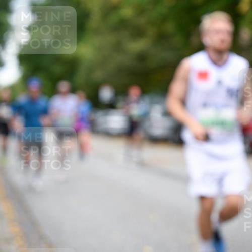 21.09.2025 - PSD Bank Halbmarathon Dr. Thomas Lammeyer http://msf.ph/oto/8920506 21.09.2025 10:39:20 Laufen  meine-sportfotos.de