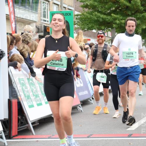 21.09.2025 - PSD Bank Halbmarathon Strokosch-Dieckow http://msf.ph/oto/8920511 21.09.2025 11:55:16 Ziel 1046, 1078, 1528, 2067, 2275, 2348, 2500, 2568, 2646, 2690, 2952, 3270, 3295, 3958, 3968, 4033 meine-sportfotos.de