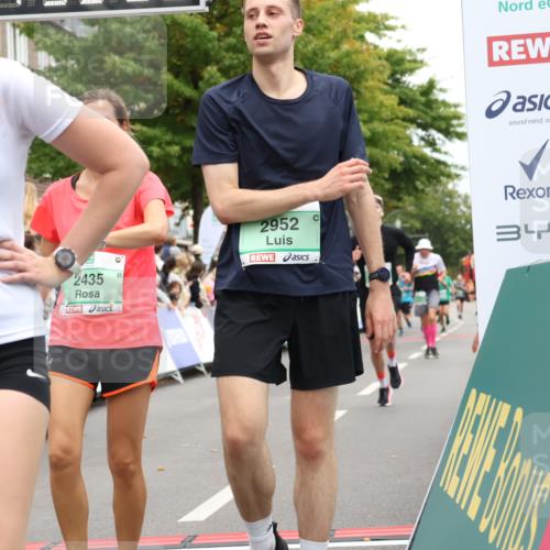 21.09.2025 - PSD Bank Halbmarathon Strokosch-Dieckow http://msf.ph/oto/8920542 21.09.2025 11:55:22 Ziel 1078, 1528, 1814, 2107, 2275, 2348, 2435, 2500, 2568, 2690, 2952, 3270, 3958, 3968 meine-sportfotos.de