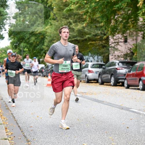 21.09.2025 - PSD Bank Halbmarathon Dr. Thomas Lammeyer http://msf.ph/oto/8920565 21.09.2025 10:39:26 Laufen 2415, 1081, 2422 meine-sportfotos.de