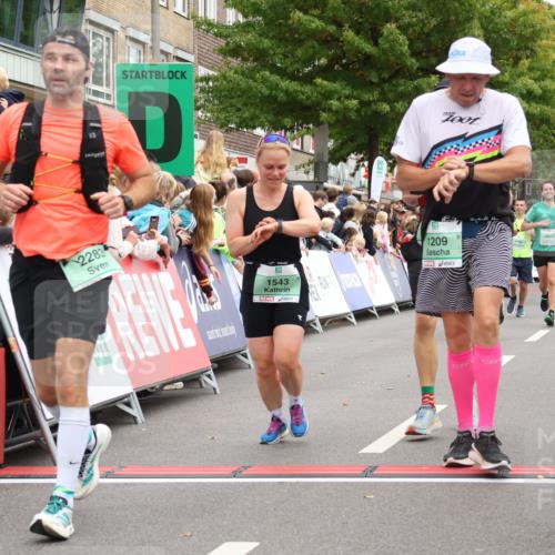 21.09.2025 - PSD Bank Halbmarathon Strokosch-Dieckow http://msf.ph/oto/8920584 21.09.2025 11:55:31 Ziel 1209, 1543, 1814, 2107, 2161, 3942, 4052 meine-sportfotos.de