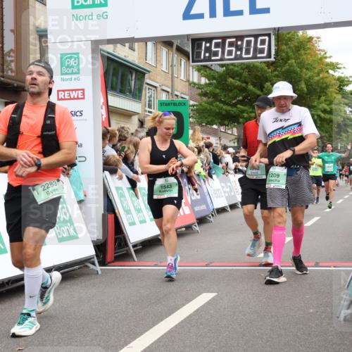 21.09.2025 - PSD Bank Halbmarathon Strokosch-Dieckow http://msf.ph/oto/8920590 21.09.2025 11:55:32 Ziel 1209, 1543, 1814, 2107, 2161, 2936, 3942, 3979, 4052 meine-sportfotos.de