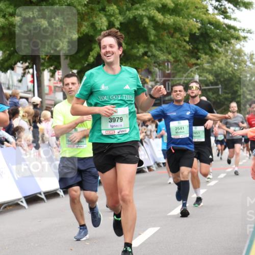 21.09.2025 - PSD Bank Halbmarathon Strokosch-Dieckow http://msf.ph/oto/8920602 21.09.2025 11:55:35 Ziel 1209, 1543, 1796, 2161, 2451, 2541, 2815, 2936, 3942, 3979, 4052 meine-sportfotos.de