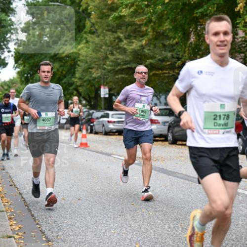 21.09.2025 - PSD Bank Halbmarathon Dr. Thomas Lammeyer http://msf.ph/oto/8920626 21.09.2025 10:39:33 Laufen 4037, 1956, 2178, 2157 meine-sportfotos.de