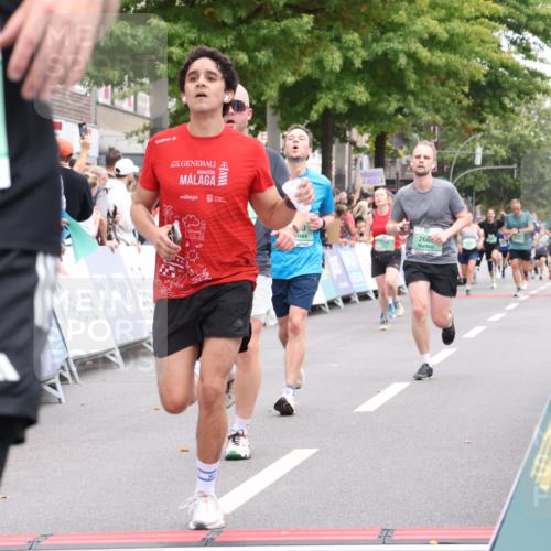 21.09.2025 - PSD Bank Halbmarathon Strokosch-Dieckow http://msf.ph/oto/8920631 21.09.2025 11:55:41 Ziel 1796, 2451, 2541, 2673, 2680, 2815, 2862, 2936, 3979, 4052 meine-sportfotos.de