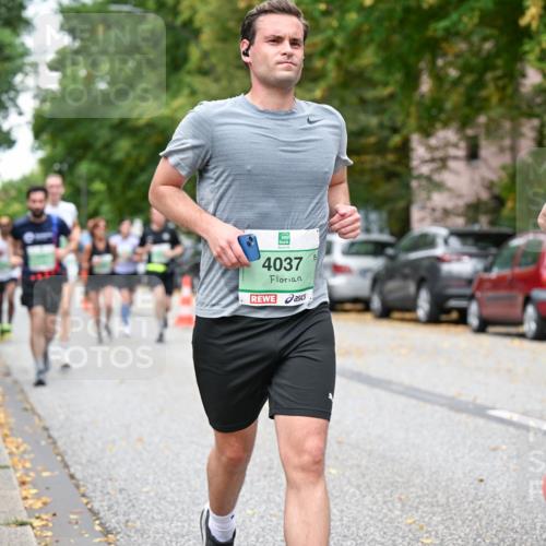 21.09.2025 - PSD Bank Halbmarathon Dr. Thomas Lammeyer http://msf.ph/oto/8920644 21.09.2025 10:39:34 Laufen 4037, 1956 meine-sportfotos.de