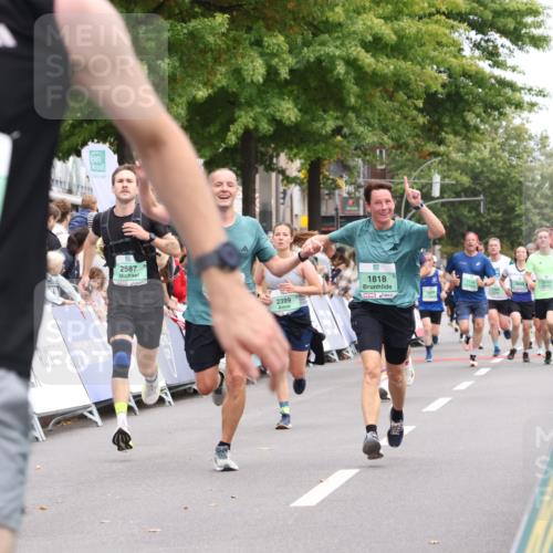21.09.2025 - PSD Bank Halbmarathon Strokosch-Dieckow http://msf.ph/oto/8920676 21.09.2025 11:55:49 Ziel 1134, 1818, 1819, 2273, 2399, 2587, 2673, 2680, 2862 meine-sportfotos.de