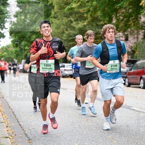 21.09.2025 - PSD Bank Halbmarathon Dr. Thomas Lammeyer http://msf.ph/oto/8920706 21.09.2025 10:39:43 Laufen 1959, 21, 2106, 2267 meine-sportfotos.de