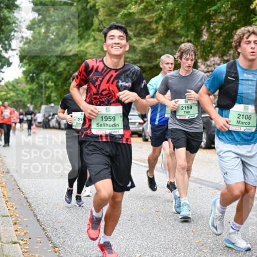 21.09.2025 - PSD Bank Halbmarathon Dr. Thomas Lammeyer http://msf.ph/oto/8920709 21.09.2025 10:39:43 Laufen 214, 1959, 2158, 2106 meine-sportfotos.de