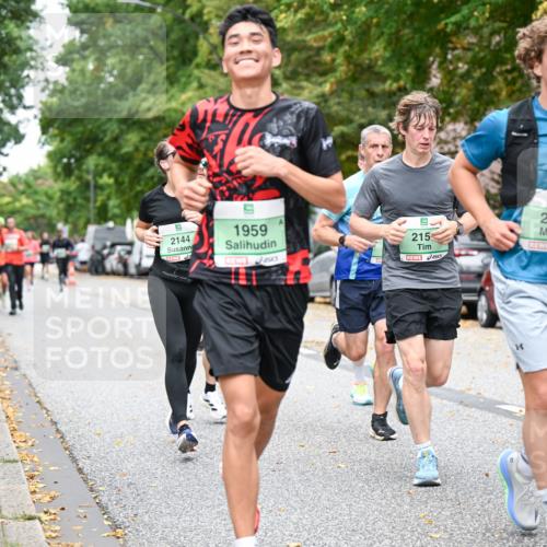 21.09.2025 - PSD Bank Halbmarathon Dr. Thomas Lammeyer http://msf.ph/oto/8920711 21.09.2025 10:39:43 Laufen 2144, 1959, 215, 2106, 25 meine-sportfotos.de