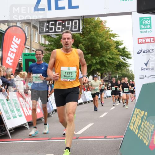21.09.2025 - PSD Bank Halbmarathon Strokosch-Dieckow http://msf.ph/oto/8920745 21.09.2025 11:56:03 Ziel 1124, 1133, 1273, 1536, 1568, 2210, 2218, 2456, 2488, 2636, 2642, 2678, 2829, 2901, 3100, 3166, 3959 meine-sportfotos.de