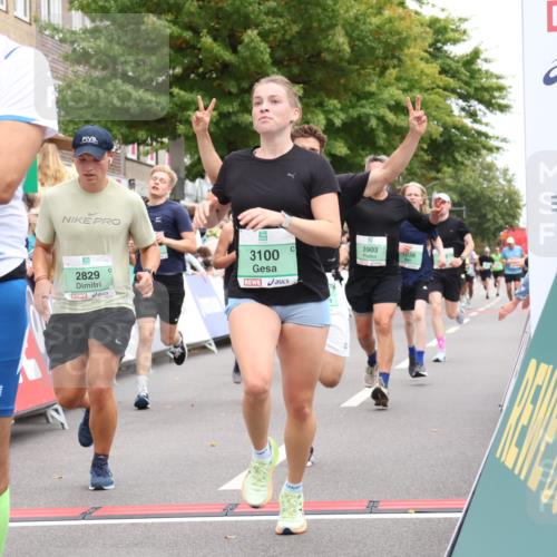 21.09.2025 - PSD Bank Halbmarathon Strokosch-Dieckow http://msf.ph/oto/8920756 21.09.2025 11:56:06 Ziel 1038, 1124, 1133, 1273, 1536, 1568, 2218, 2323, 2456, 2488, 2535, 2626, 2636, 2678, 2792, 2829, 2901, 3100, 3166, 3903, 4062 meine-sportfotos.de