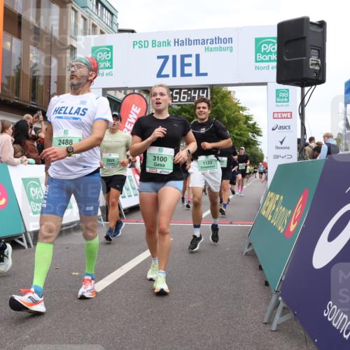 21.09.2025 - PSD Bank Halbmarathon Strokosch-Dieckow http://msf.ph/oto/8920763 21.09.2025 11:56:08 Ziel 1038, 1133, 1273, 1536, 1568, 1615, 2218, 2323, 2456, 2488, 2535, 2626, 2678, 2792, 2829, 3100, 3166, 3903, 4062 meine-sportfotos.de