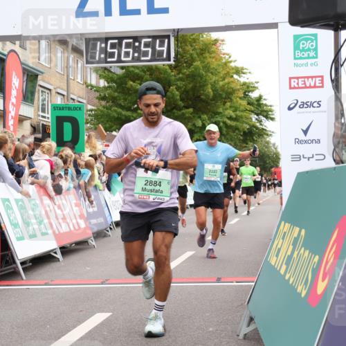 21.09.2025 - PSD Bank Halbmarathon Strokosch-Dieckow http://msf.ph/oto/8920807 21.09.2025 11:56:18 Ziel 1615, 2187, 2222, 2323, 2535, 2884, 3101, 3743, 3943, 3947, 3996, 4013 meine-sportfotos.de