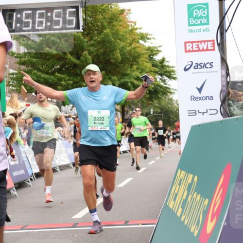 21.09.2025 - PSD Bank Halbmarathon Strokosch-Dieckow http://msf.ph/oto/8920811 21.09.2025 11:56:19 Ziel 1615, 2187, 2222, 2884, 2954, 3101, 3743, 3943, 3947, 3996, 4013 meine-sportfotos.de