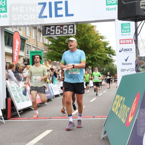 21.09.2025 - PSD Bank Halbmarathon Strokosch-Dieckow http://msf.ph/oto/8920814 21.09.2025 11:56:19 Ziel 1615, 2187, 2222, 2884, 2954, 3101, 3743, 3943, 3947, 3996, 4013 meine-sportfotos.de