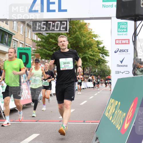 21.09.2025 - PSD Bank Halbmarathon Strokosch-Dieckow http://msf.ph/oto/8920844 21.09.2025 11:56:26 Ziel 1194, 1470, 2222, 2315, 2954, 3101, 3743, 3933, 3943, 3947, 4013 meine-sportfotos.de