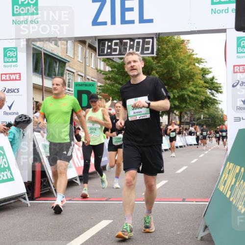 21.09.2025 - PSD Bank Halbmarathon Strokosch-Dieckow http://msf.ph/oto/8920847 21.09.2025 11:56:26 Ziel 1194, 1470, 2222, 2315, 2954, 3101, 3743, 3933, 3943, 3947, 4013 meine-sportfotos.de