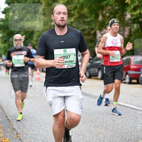 21.09.2025 - PSD Bank Halbmarathon Dr. Thomas Lammeyer http://msf.ph/oto/8920859 21.09.2025 10:40:03 Laufen 1231, 2097 meine-sportfotos.de