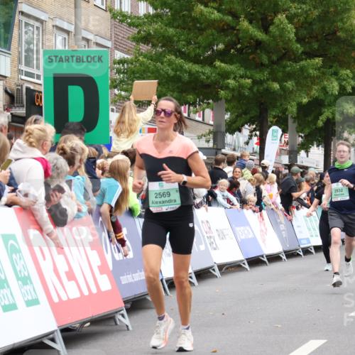 21.09.2025 - PSD Bank Halbmarathon Strokosch-Dieckow http://msf.ph/oto/8920862 21.09.2025 11:56:30 Ziel 1194, 1470, 2258, 2315, 2569, 2793, 2932, 2954, 3101, 3933, 3943 meine-sportfotos.de