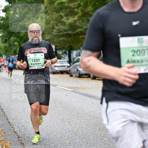 21.09.2025 - PSD Bank Halbmarathon Dr. Thomas Lammeyer http://msf.ph/oto/8920863 21.09.2025 10:40:04 Laufen 1231, 0, 2097 meine-sportfotos.de