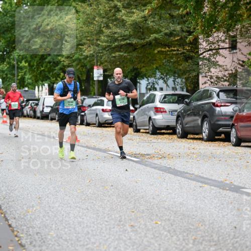 21.09.2025 - PSD Bank Halbmarathon Dr. Thomas Lammeyer http://msf.ph/oto/8920899 21.09.2025 10:40:08 Laufen 2240, 2239, 2478, 4915 meine-sportfotos.de