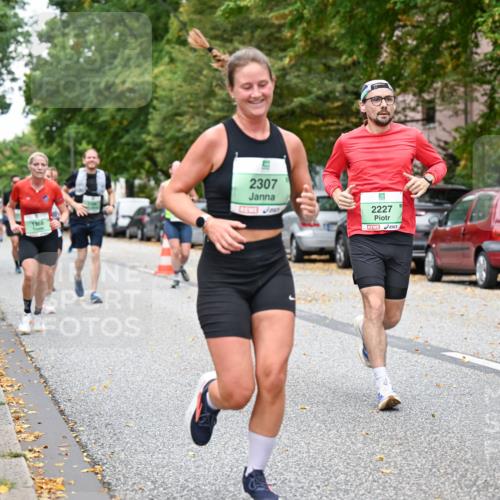 21.09.2025 - PSD Bank Halbmarathon Dr. Thomas Lammeyer http://msf.ph/oto/8920944 21.09.2025 10:40:14 Laufen 1368, 2307, 2227 meine-sportfotos.de