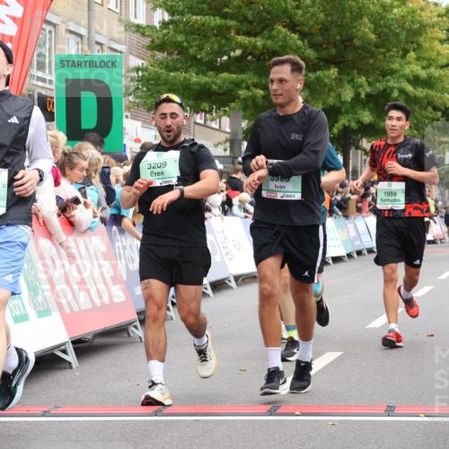 21.09.2025 - PSD Bank Halbmarathon Strokosch-Dieckow http://msf.ph/oto/8921001 21.09.2025 11:57:11 Ziel 1035, 1393, 1703, 1959, 2197, 2242, 2566, 2659, 3209, 3988 meine-sportfotos.de