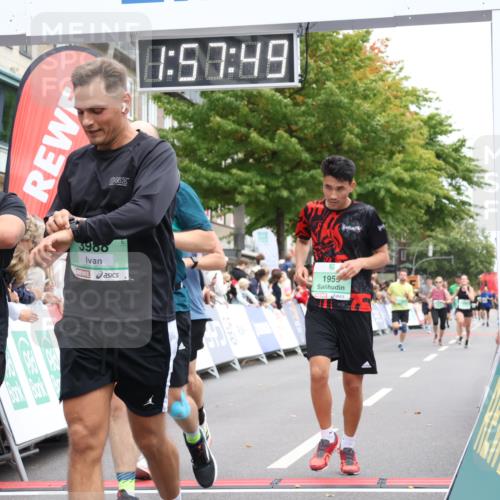 21.09.2025 - PSD Bank Halbmarathon Strokosch-Dieckow http://msf.ph/oto/8921009 21.09.2025 11:57:12 Ziel 1035, 1393, 1703, 1959, 2197, 2242, 2566, 2659, 3209, 3988 meine-sportfotos.de